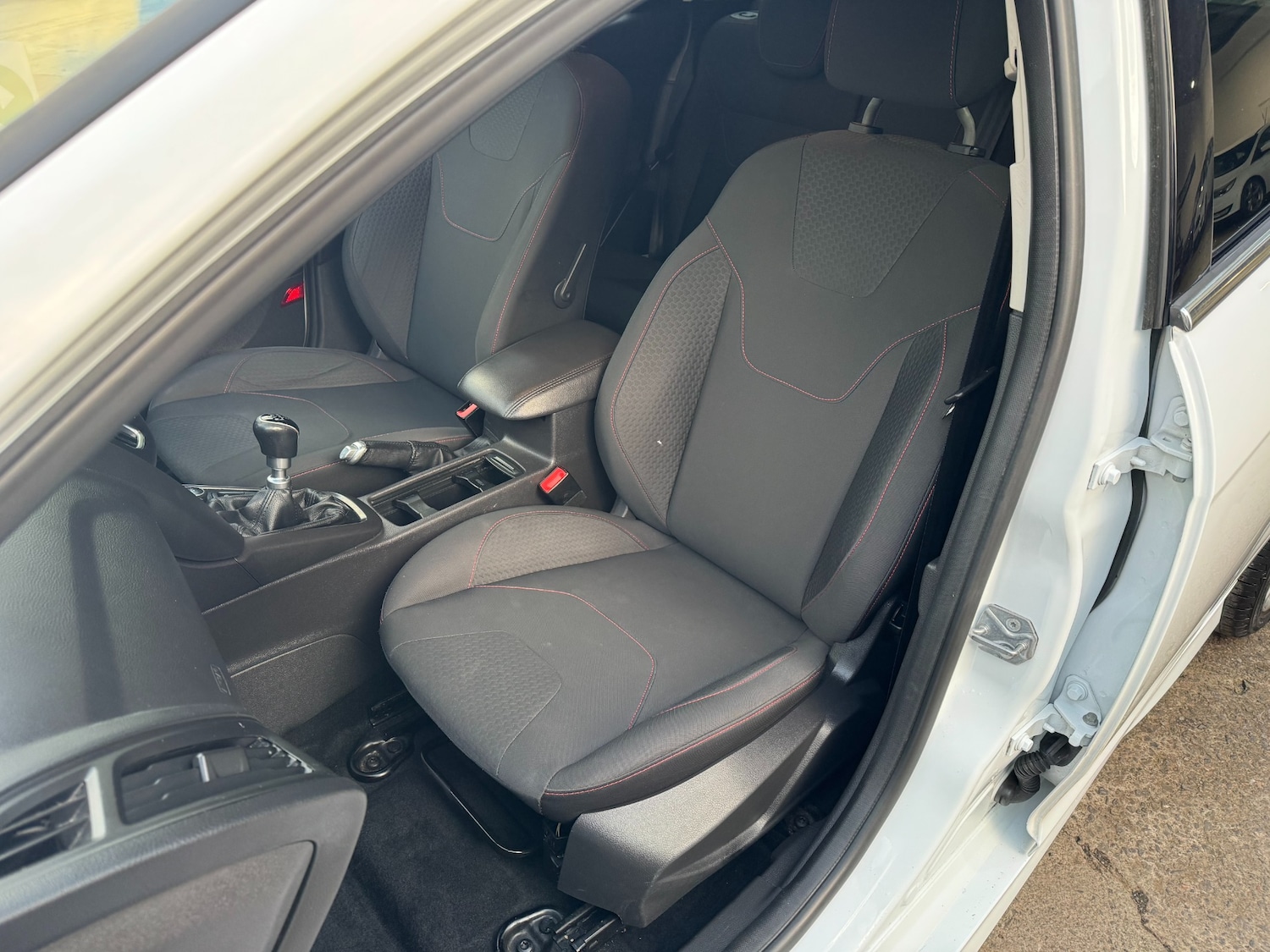 Used Ford Focus 2015 for sale - 77025643: Photo 16