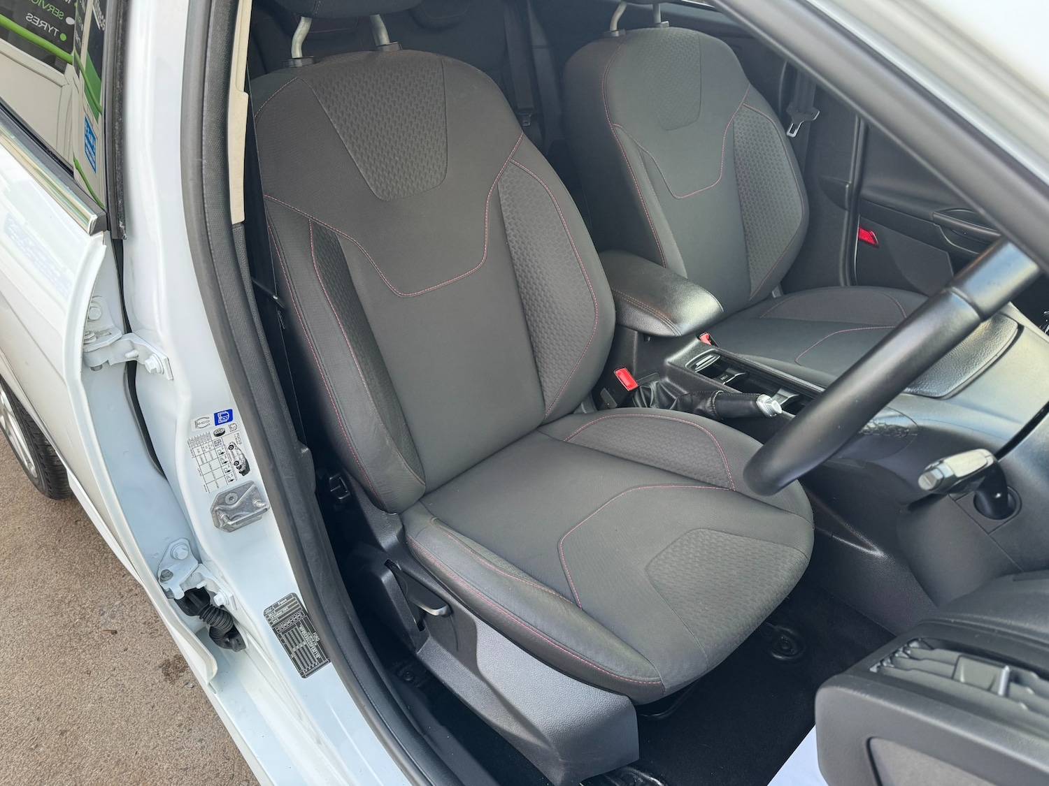 Used Ford Focus 2015 for sale - 77025643: Photo 22