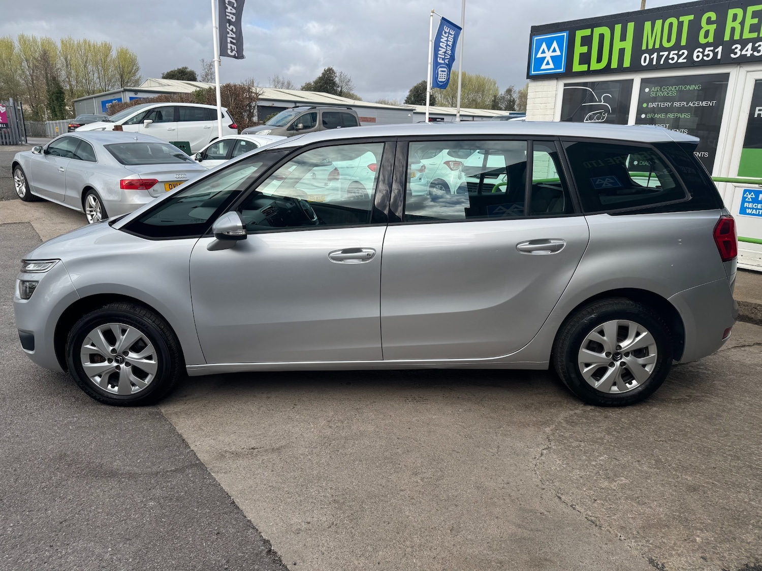 Used Citroen Grand C4 Picasso 2014 for sale - 78078221: Photo 9