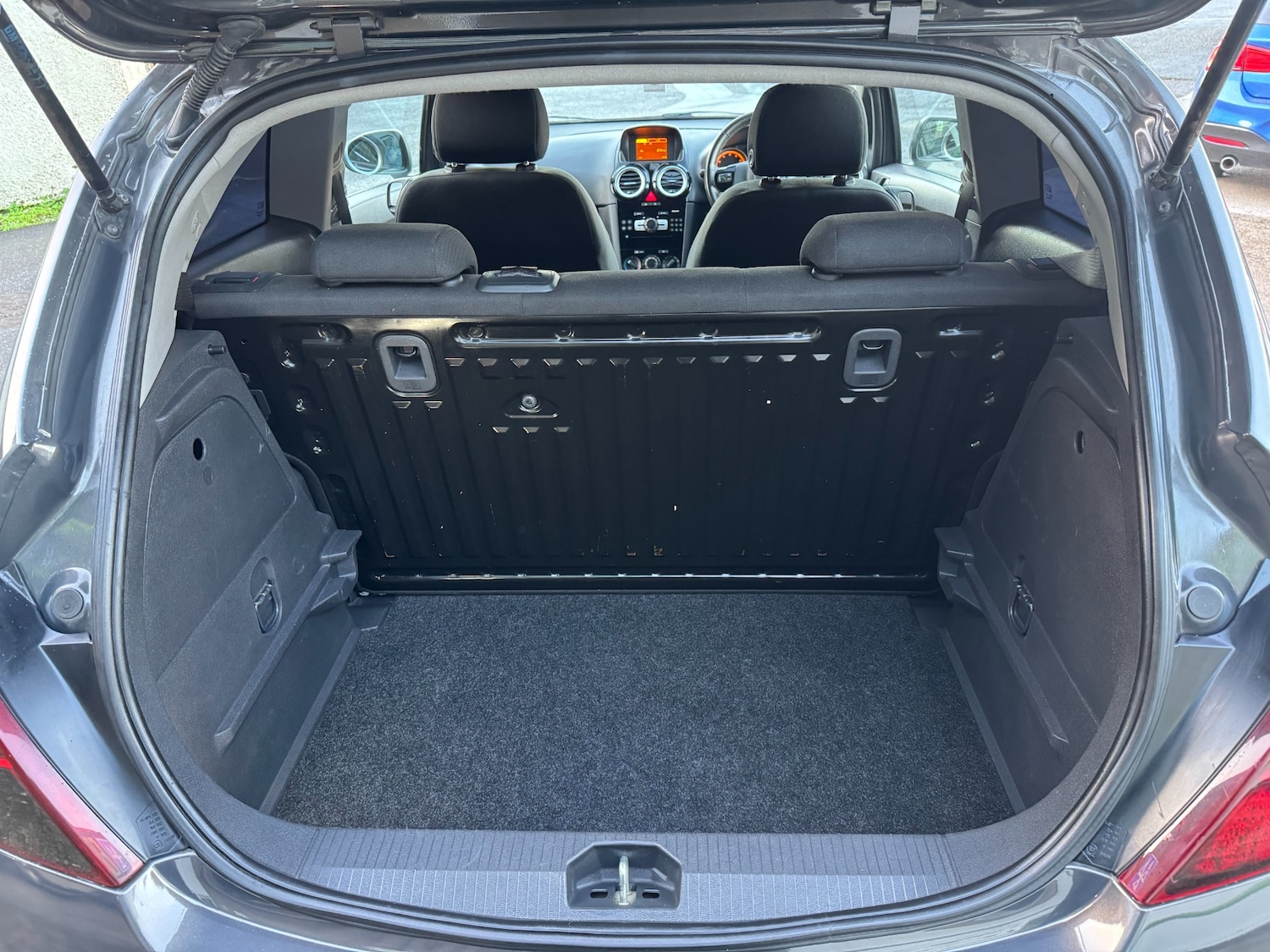 Used Vauxhall Corsa 2013 for sale - 77011808: Photo 18