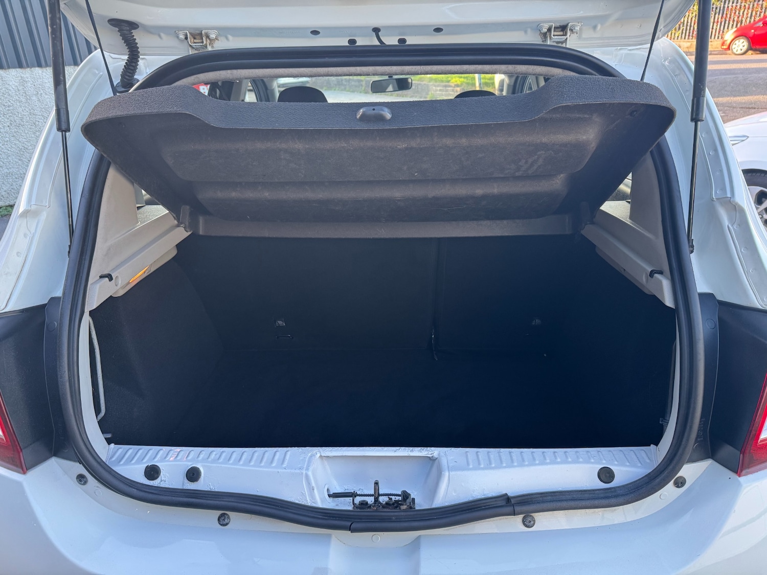 Used Dacia Sandero Stepway 2015 for sale - 77946185: Photo 16