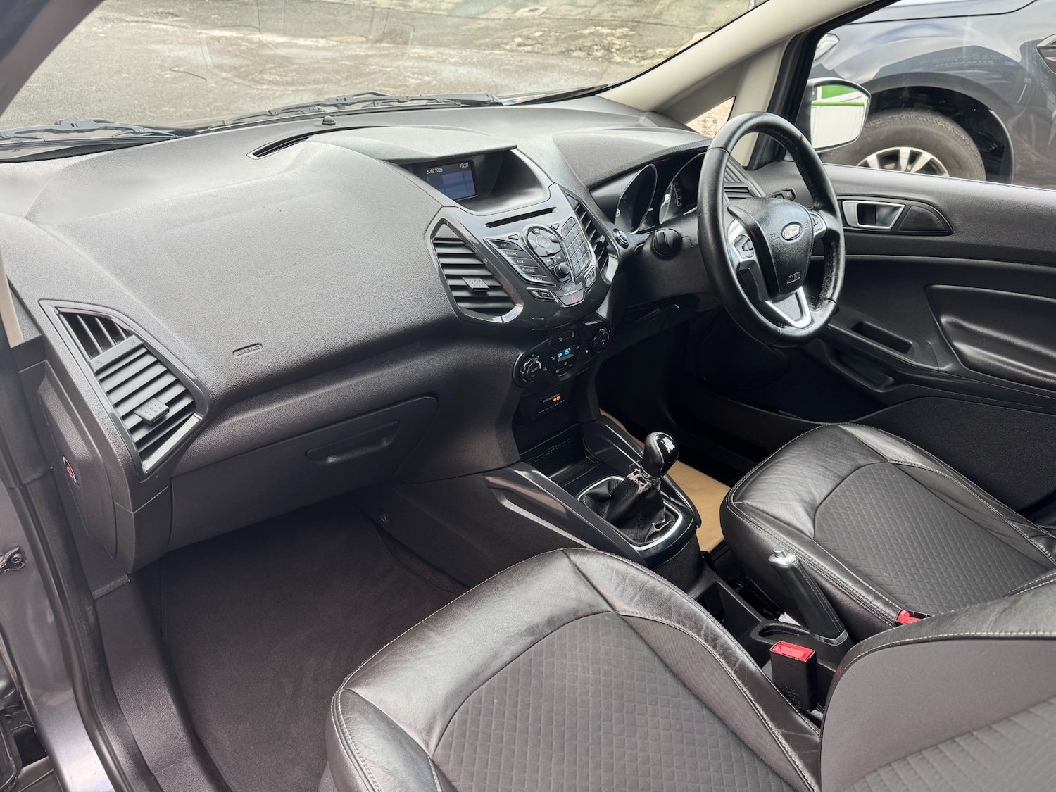 Used Ford Ecosport 2016 for sale - 77650101: Photo 15