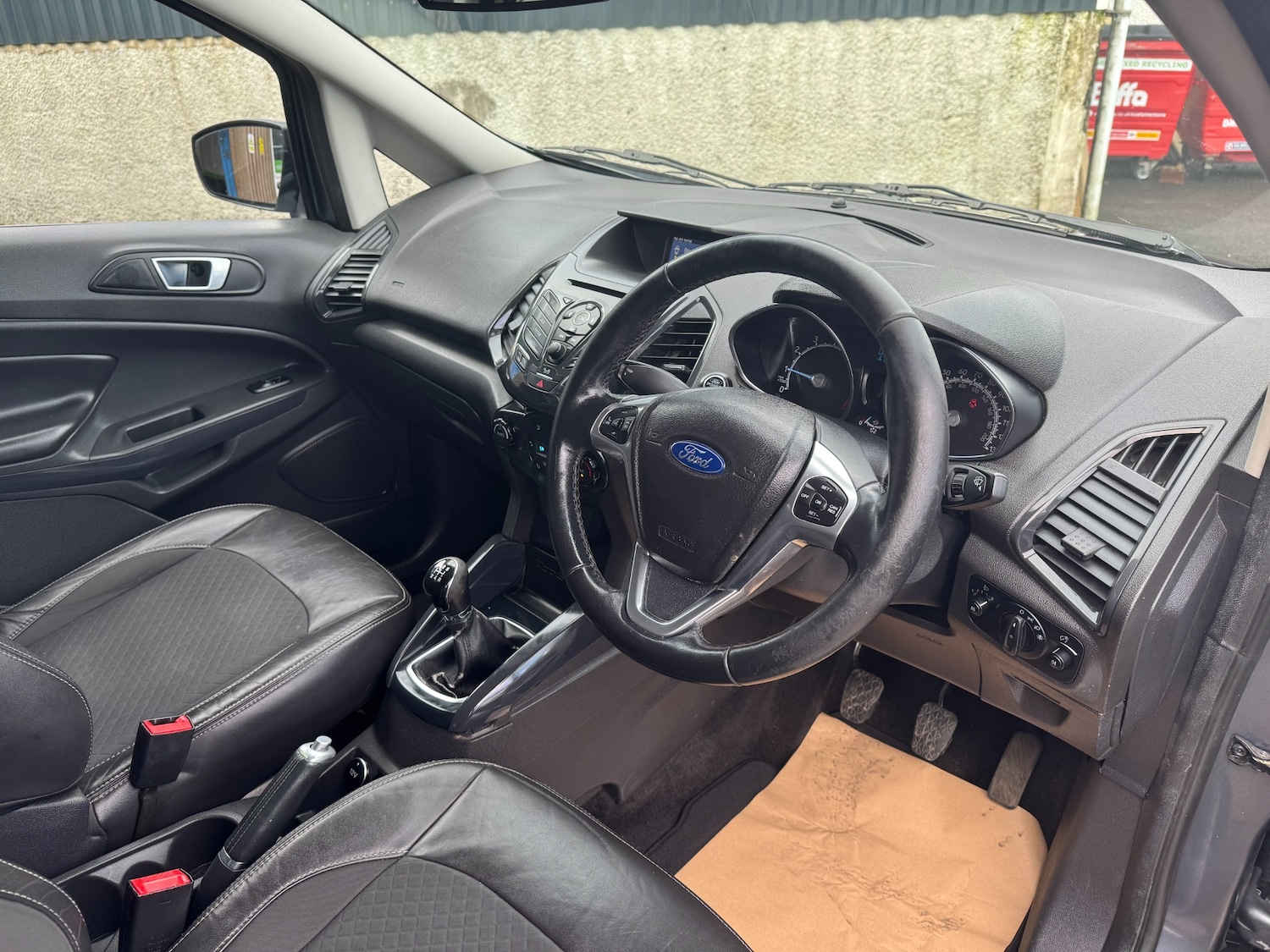 Used Ford Ecosport 2016 for sale - 77650101: Photo 23