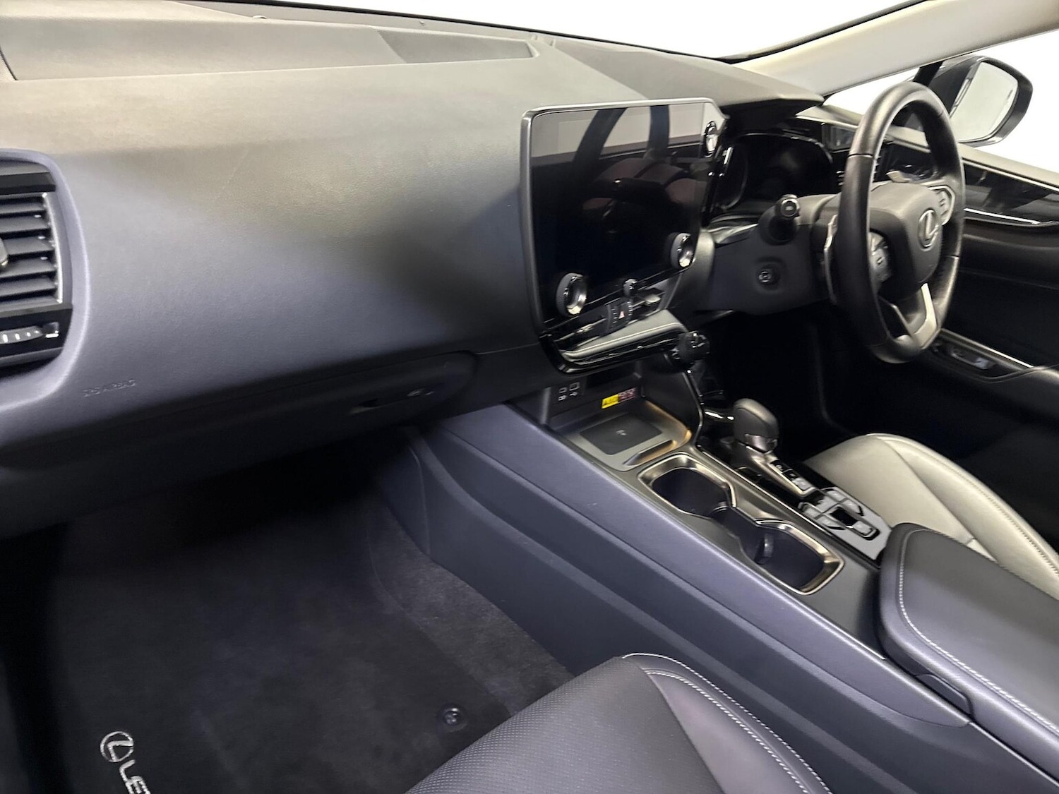 Used Lexus NX 2023 for sale - 76305418: Photo 7