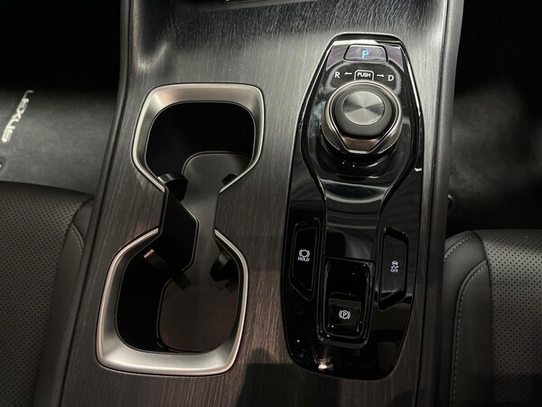 Used Lexus RZ 2024 for sale - 75437600: Photo 12