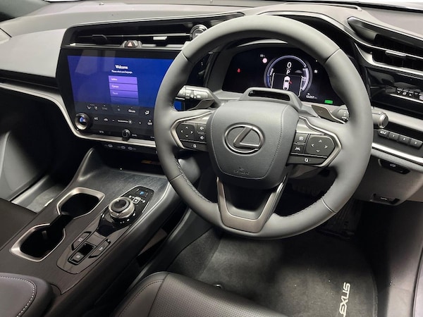 Used Lexus RZ 2024 for sale - 75437600: Photo 15