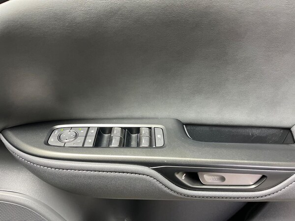 Used Lexus RZ 2024 for sale - 75437600: Photo 21