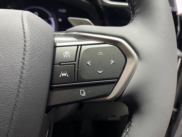 Used Lexus RZ 2024 for sale - 75437600: Photo 25
