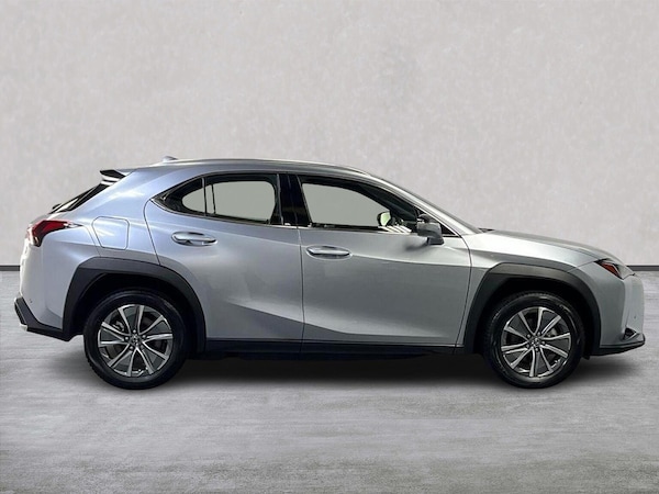 Used Lexus UX 2024 for sale - 76114252: Photo 3