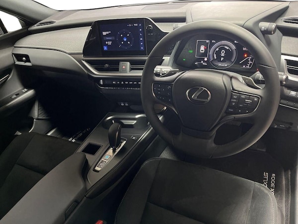 Used Lexus UX 2024 for sale - 76114252: Photo 8