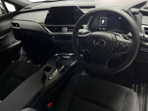 Used Lexus UX 2024 for sale - 76114252: Photo 9