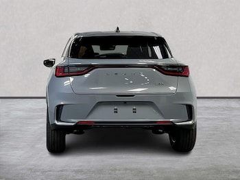 Used Lexus LBX 2025 for sale - 76287205: Photo 4