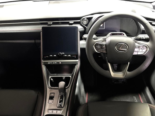 Used Lexus LBX 2025 for sale - 76287205: Photo 8