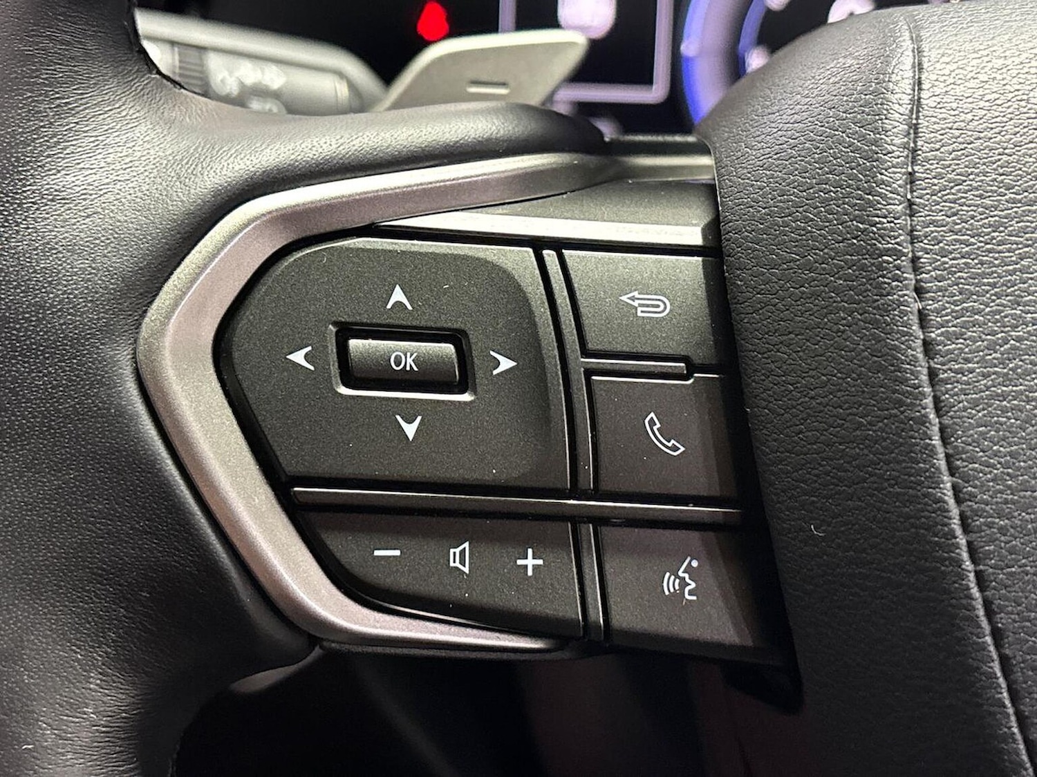 Used Lexus NX 2023 for sale - 76387161: Photo 25