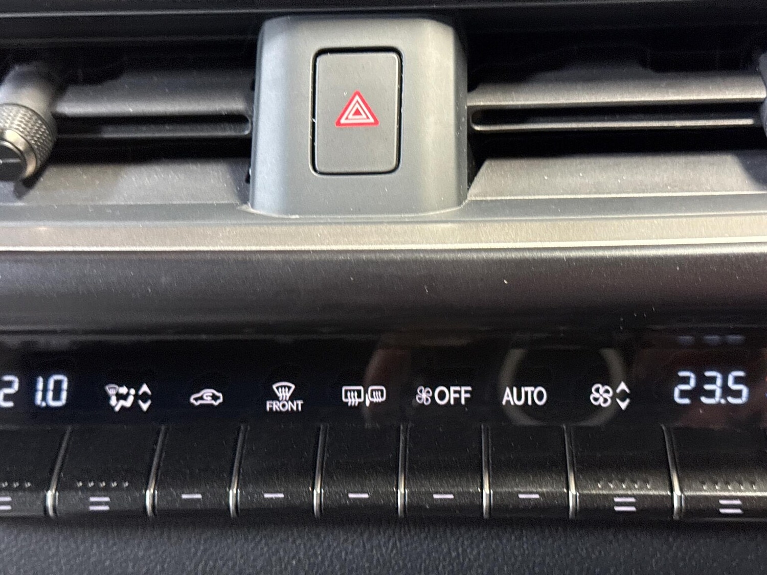 Used Lexus UX 2024 for sale - 77014904: Photo 22