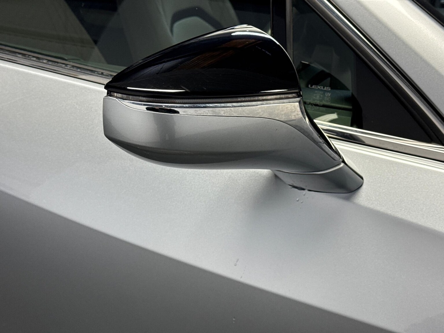 Used Lexus UX 2024 for sale - 77014904: Photo 30