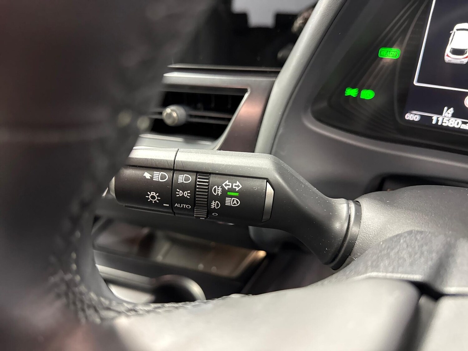 Used Lexus UX 2023 for sale - 78193196: Photo 28