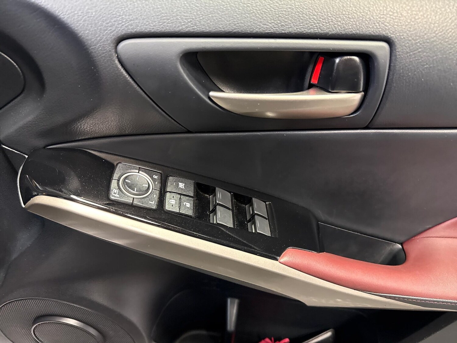 Used Lexus IS 2018 for sale - 76407419: Photo 21