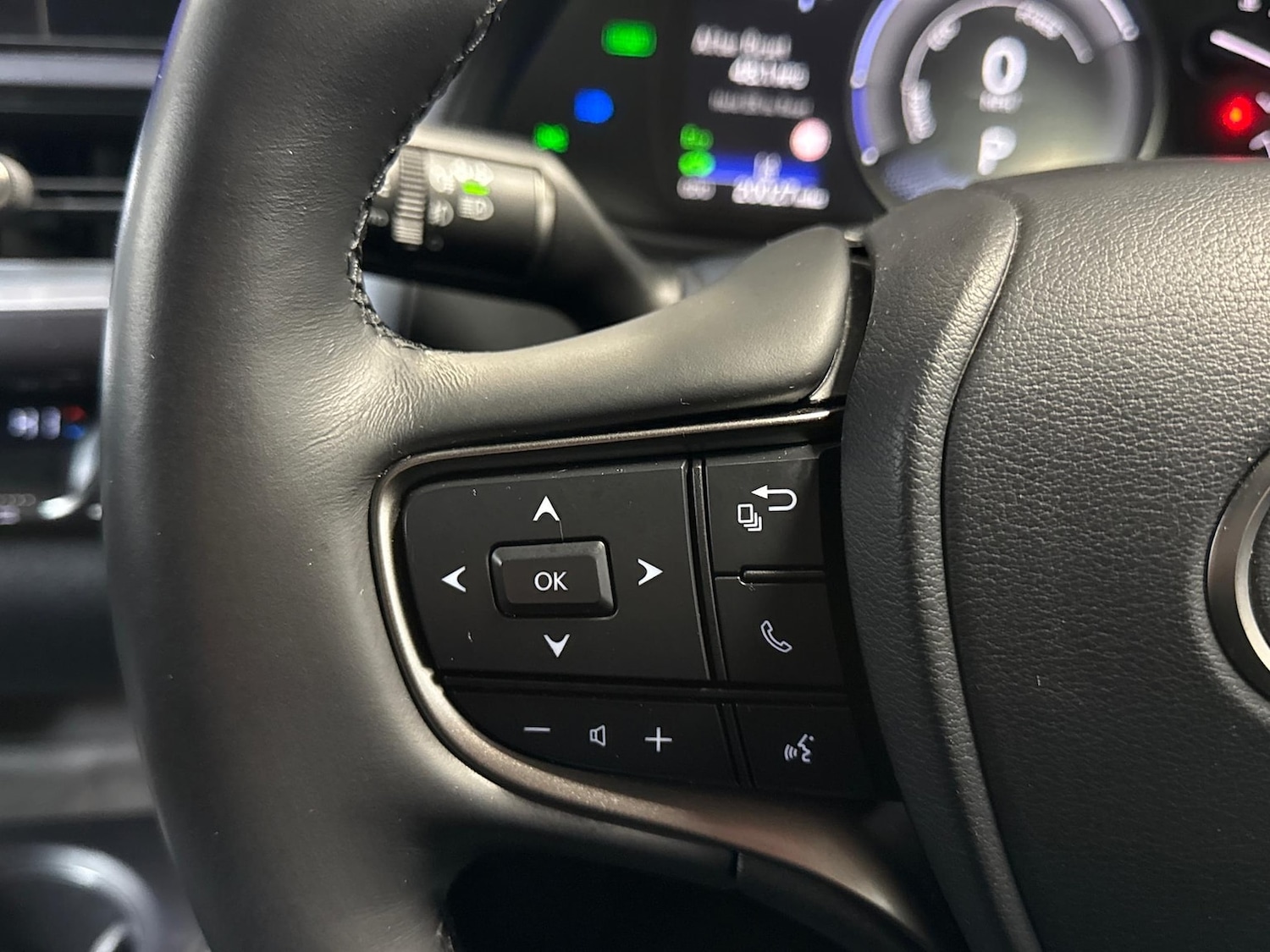 Used Lexus UX 2023 for sale - 77061583: Photo 24