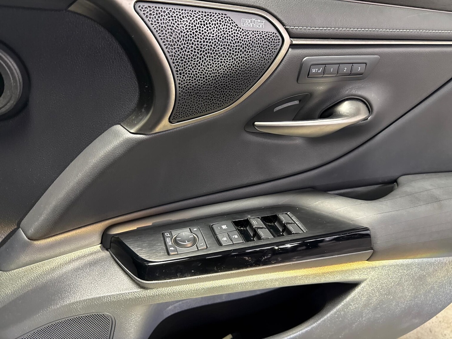 Used Lexus ES 2022 for sale - 77888604: Photo 21