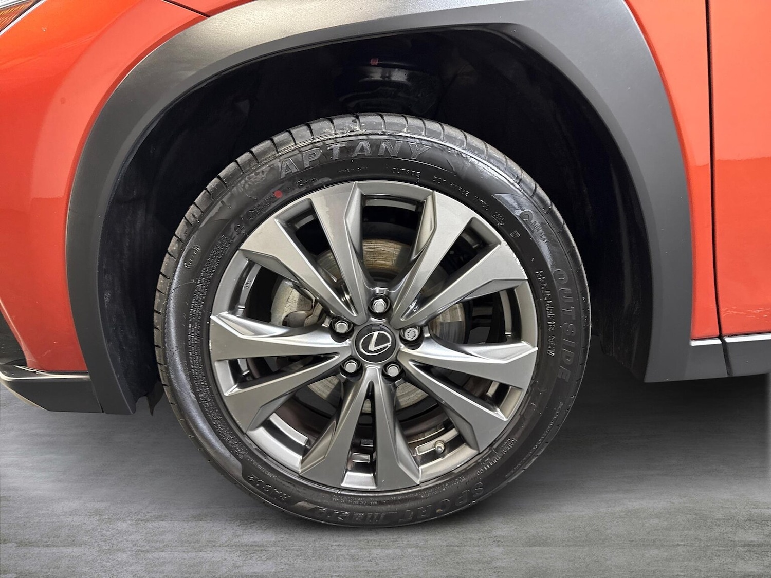 Used Lexus UX 2023 for sale - 76643556: Photo 6