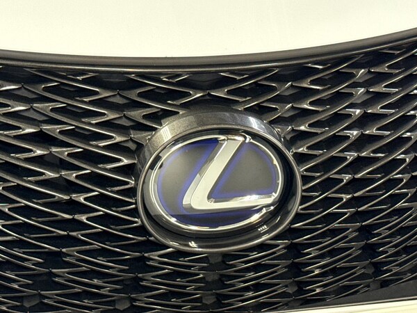 Used Lexus UX 2020 for sale - 76299390: Photo 28