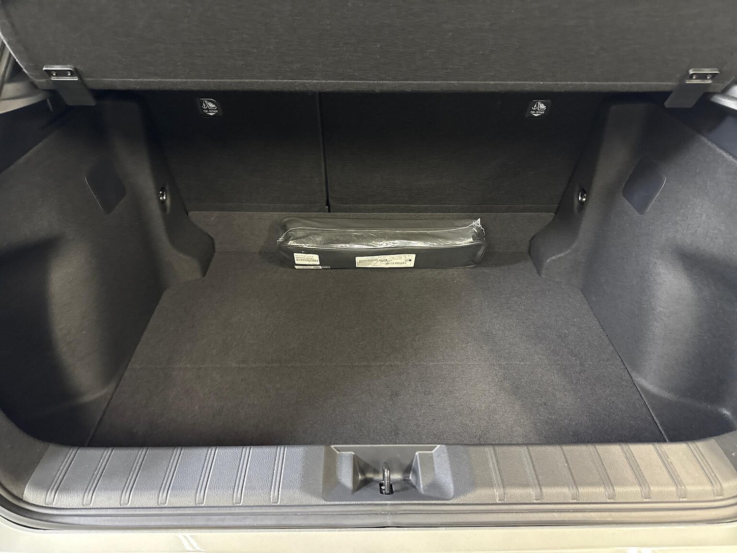 Used Lexus LBX 2024 for sale - 76892120: Photo 17