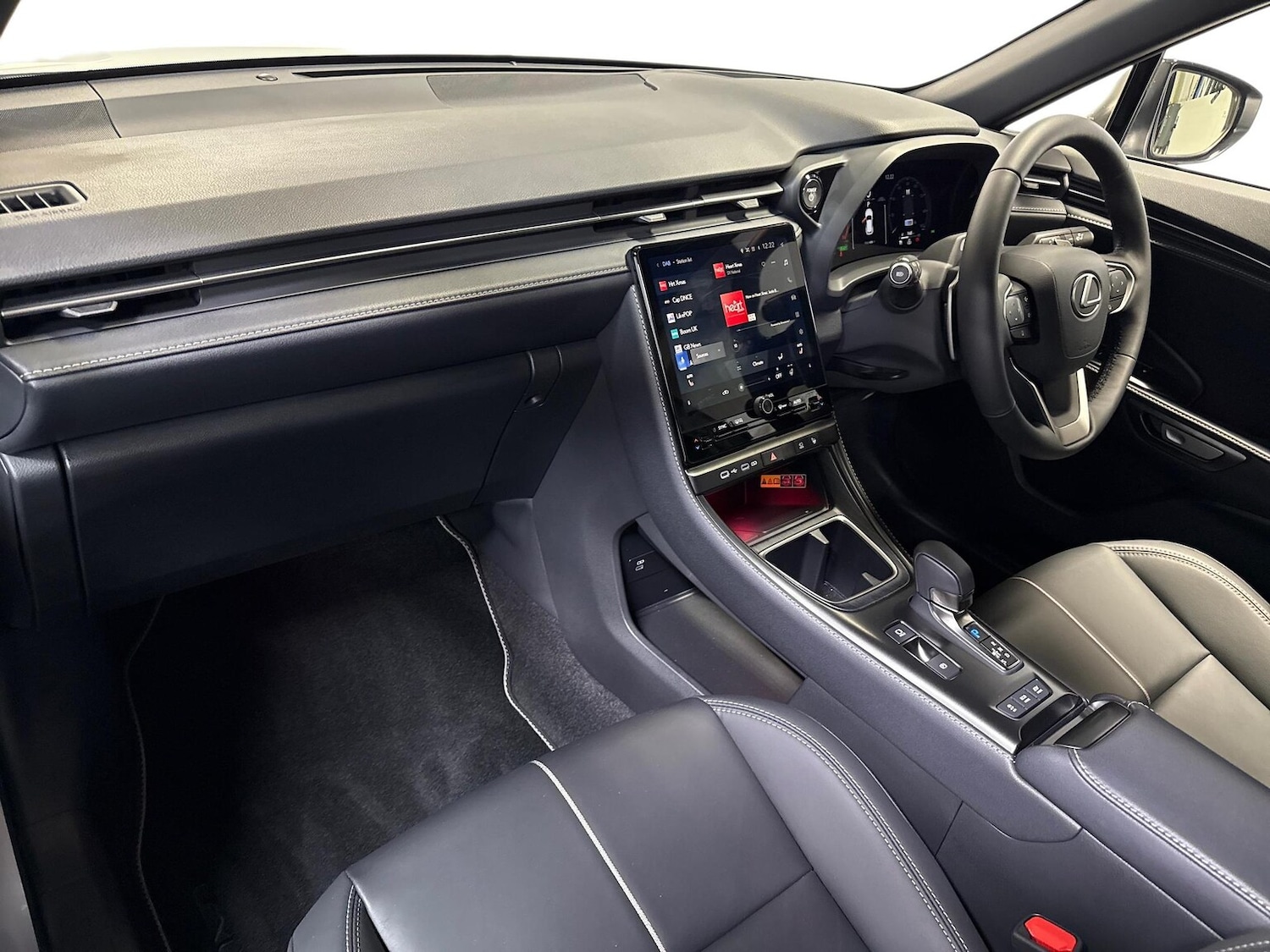 Used Lexus LBX 2024 for sale - 76892120: Photo 7