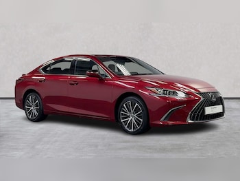 2022 - 300H 2.5 4Dr Cvt Premium Edition