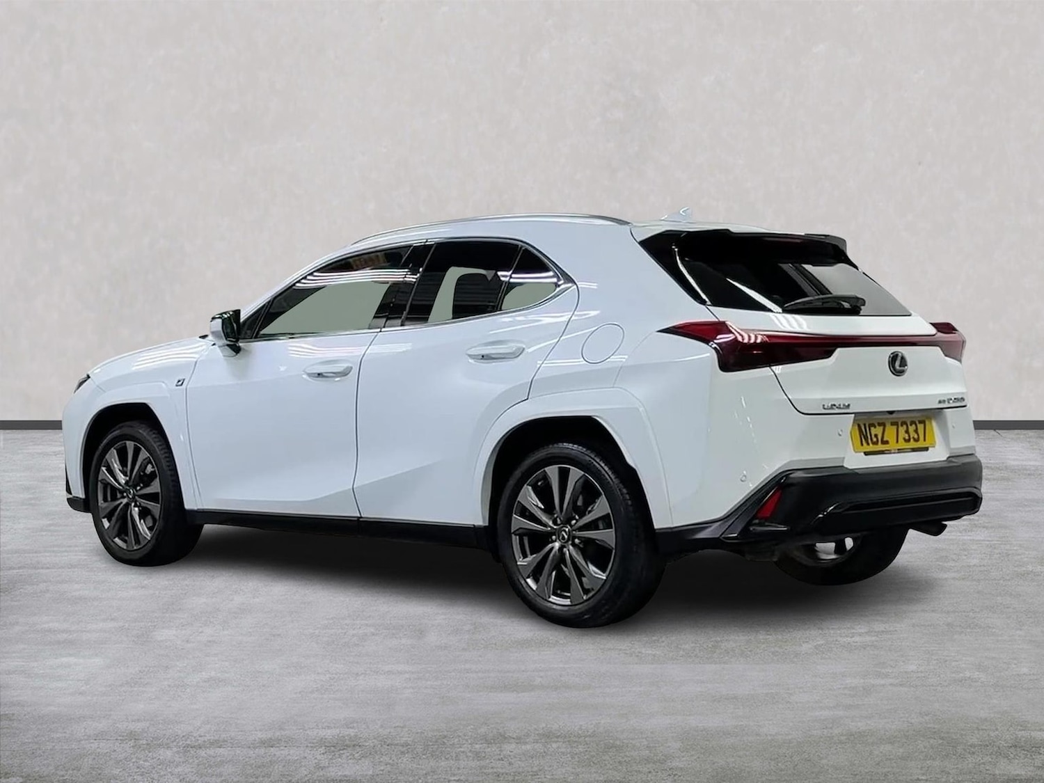 Used Lexus UX 2024 for sale - 78193094: Photo 2