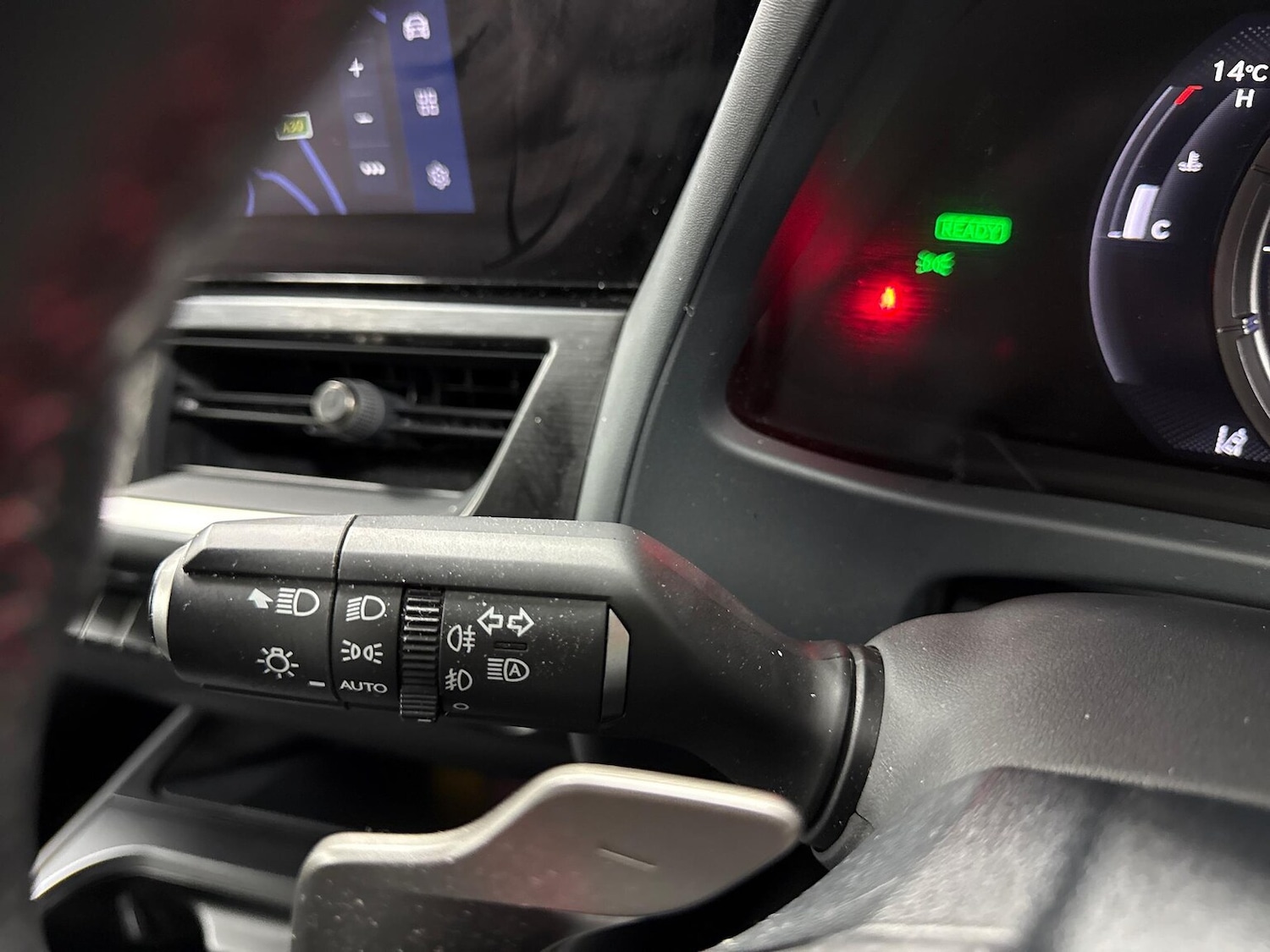 Used Lexus UX 2024 for sale - 78193094: Photo 26