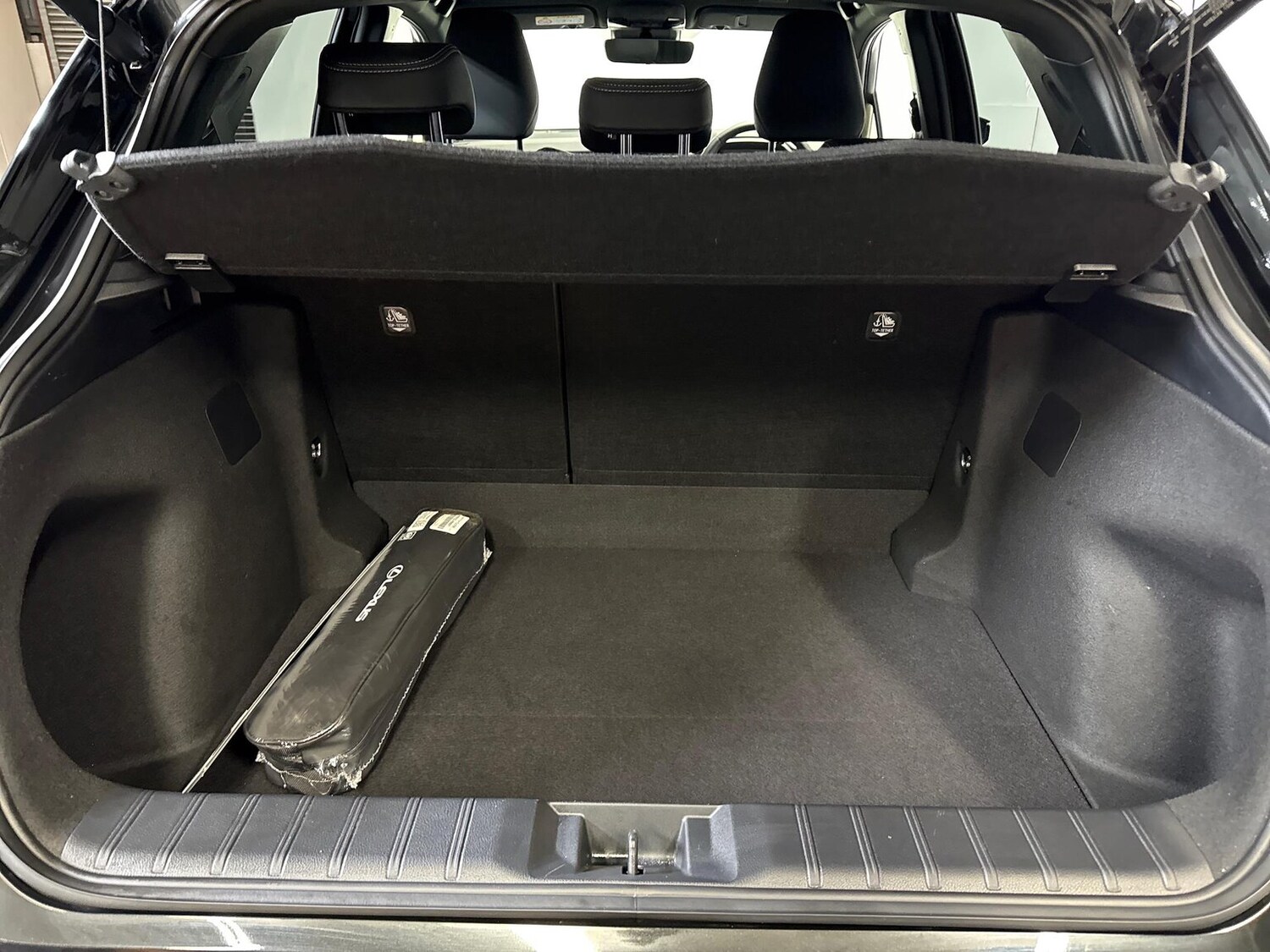 Used Lexus LBX 2025 for sale - 77487549: Photo 17