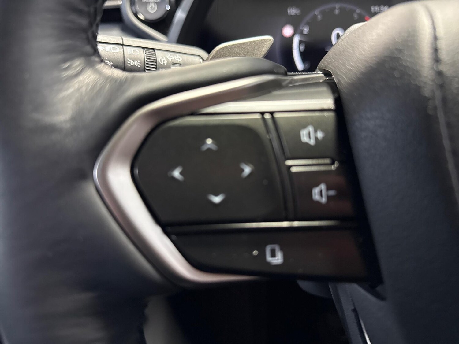 Used Lexus LBX 2025 for sale - 77487549: Photo 25