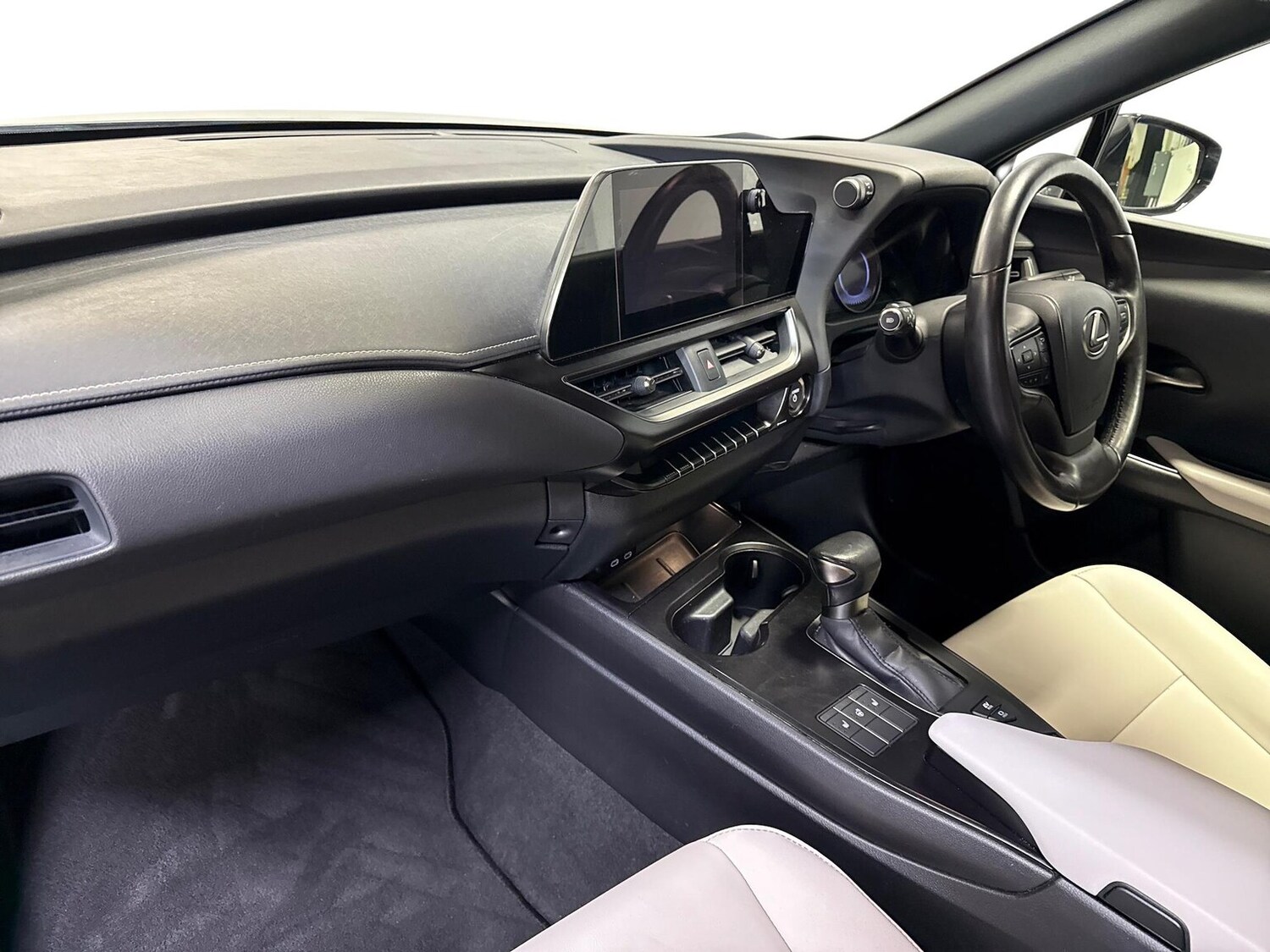 Used Lexus UX 2023 for sale - 77487584: Photo 7