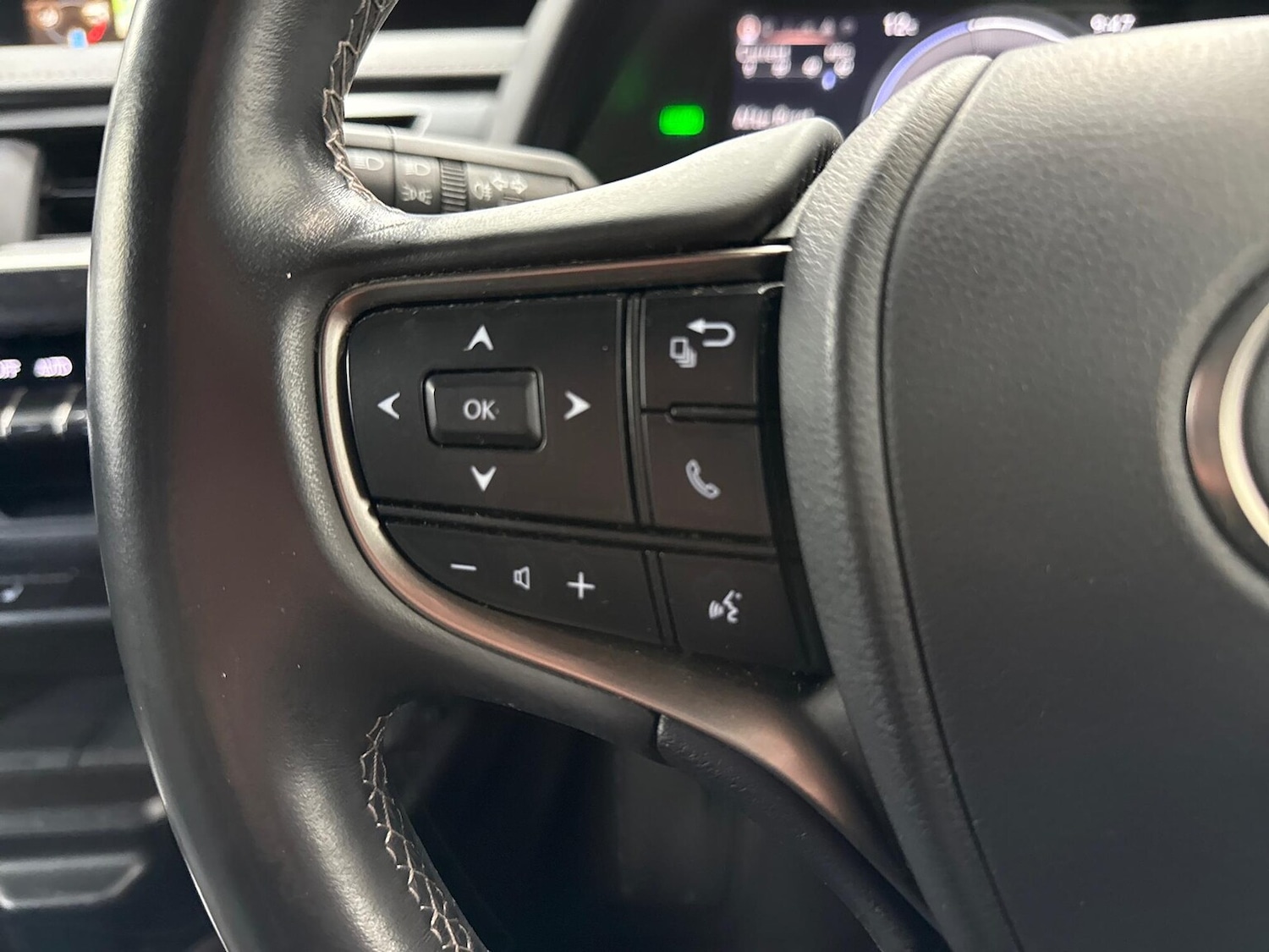 Used Lexus UX 2021 for sale - 77775161: Photo 24