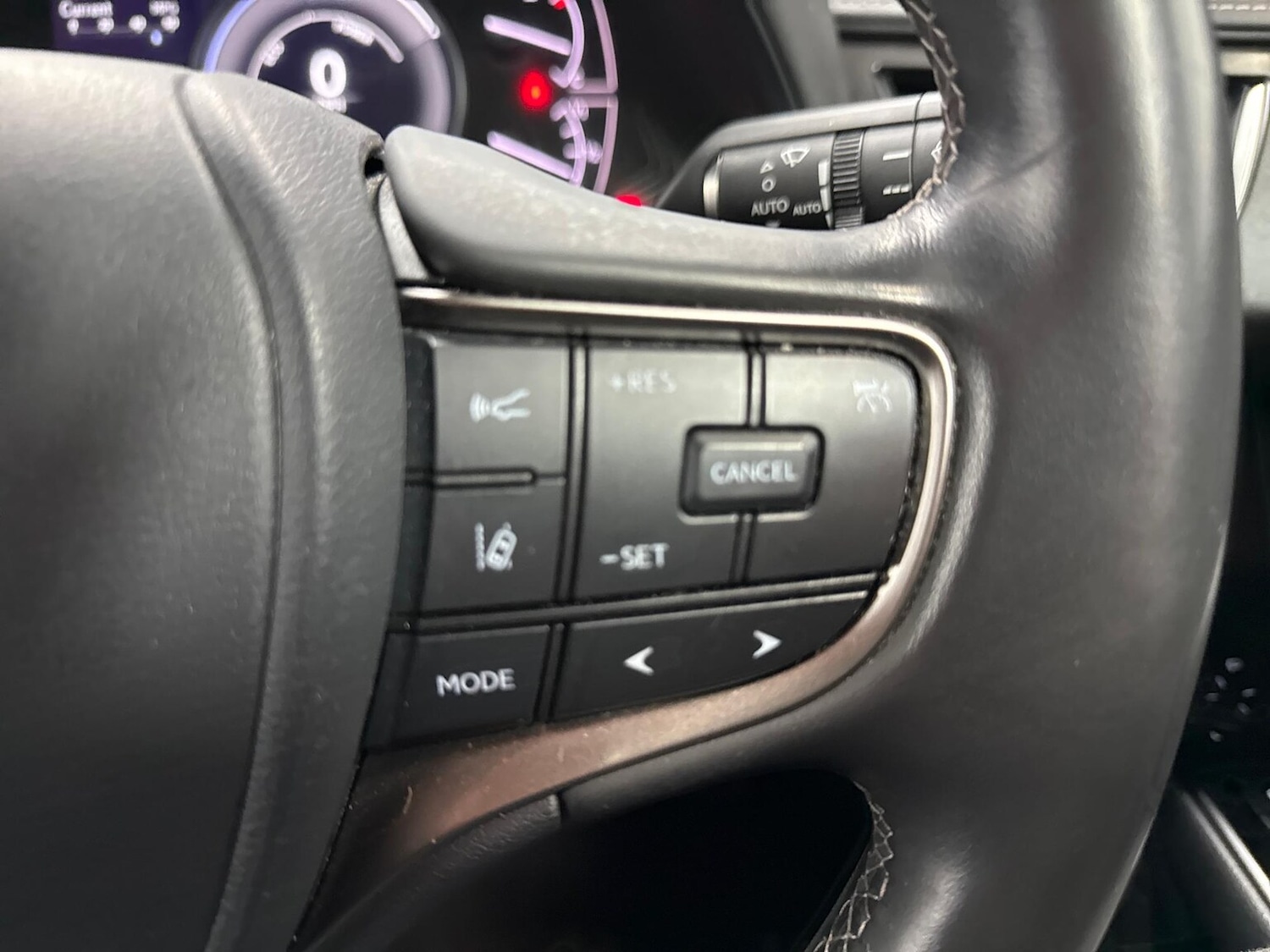 Used Lexus UX 2021 for sale - 77775161: Photo 25