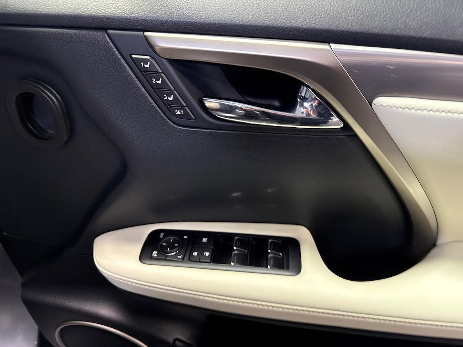 Used Lexus RX 2016 for sale - 77065756: Photo 21