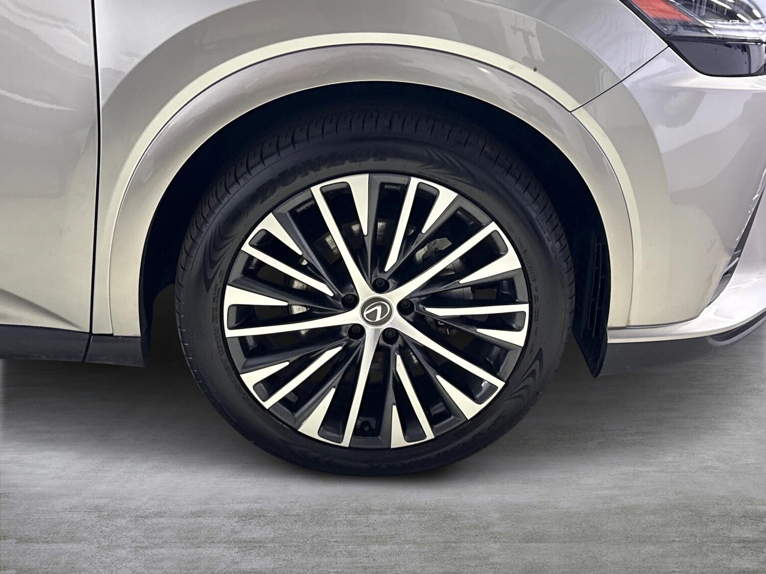 Used Lexus RX 2023 for sale - 77487574: Photo 6