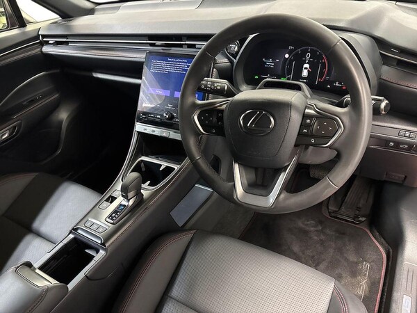 Used Lexus LBX 2024 for sale - 75663018: Photo 8