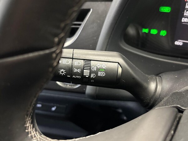 Used Lexus UX 2022 for sale - 75435825: Photo 26