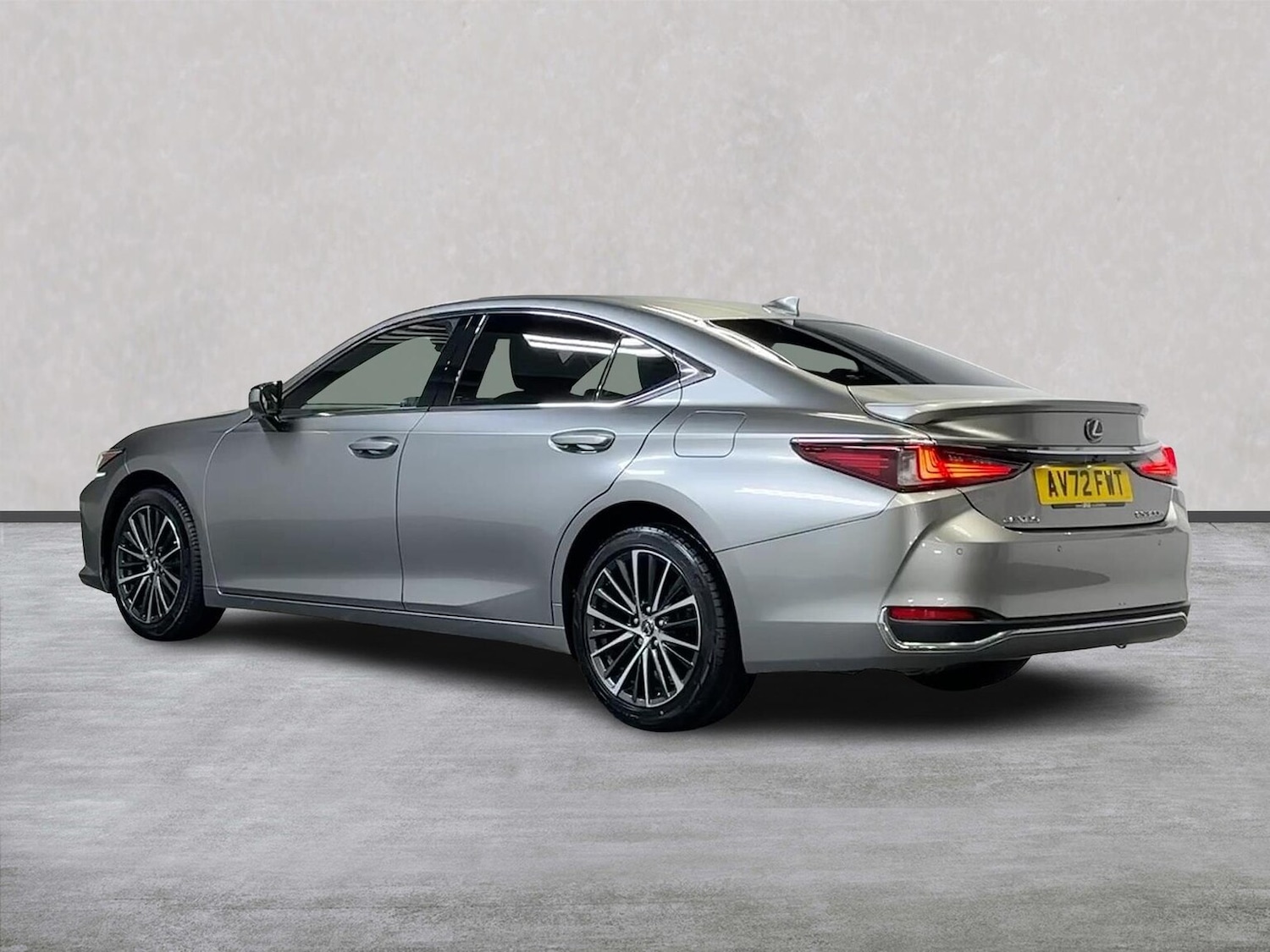 Used Lexus ES 2022 for sale - 76785151: Photo 2