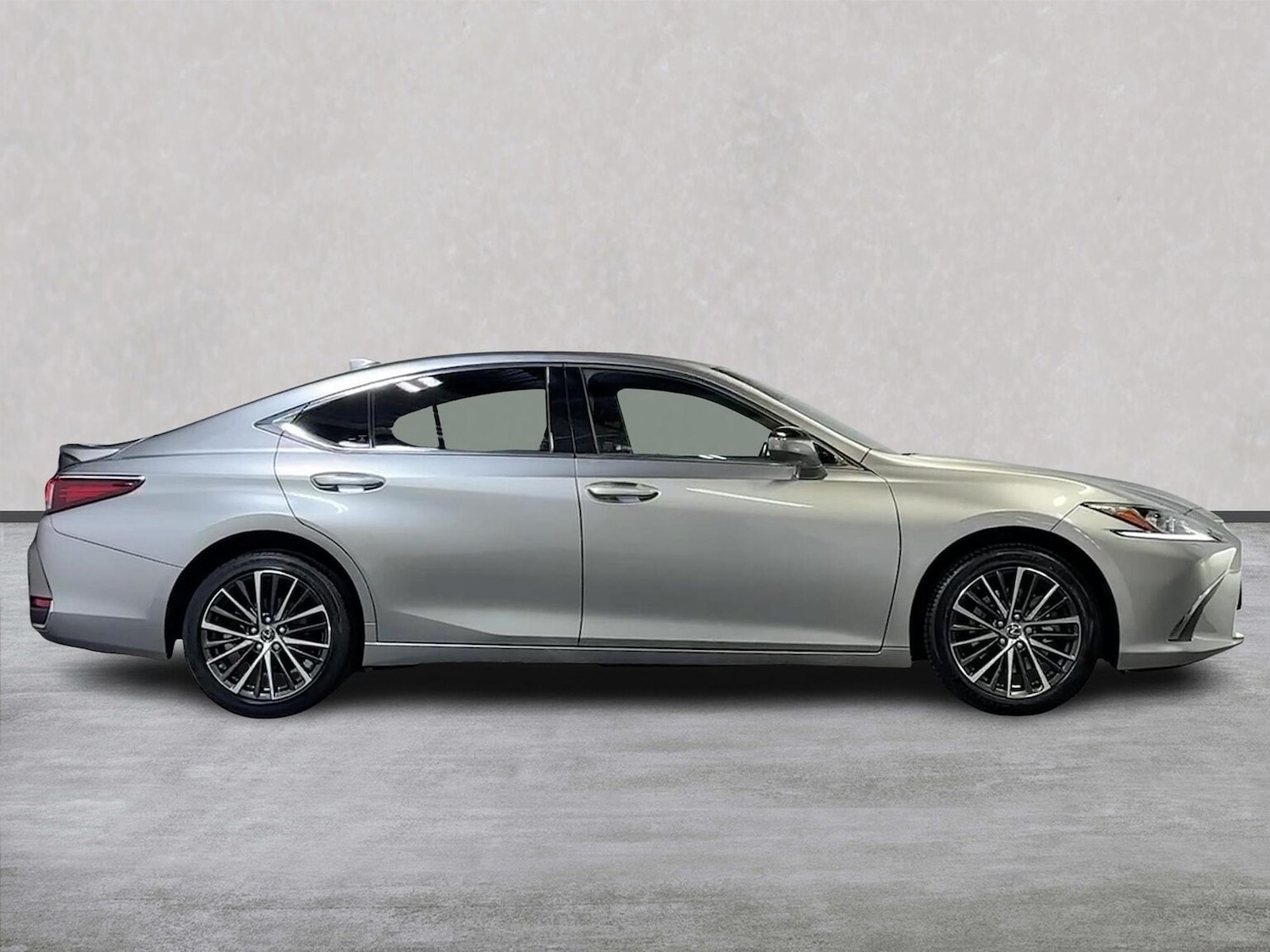Used Lexus ES 2022 for sale - 76785151: Photo 3