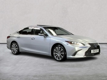 2019 - 300H 2.5 4Dr Cvt [Premium Pack]