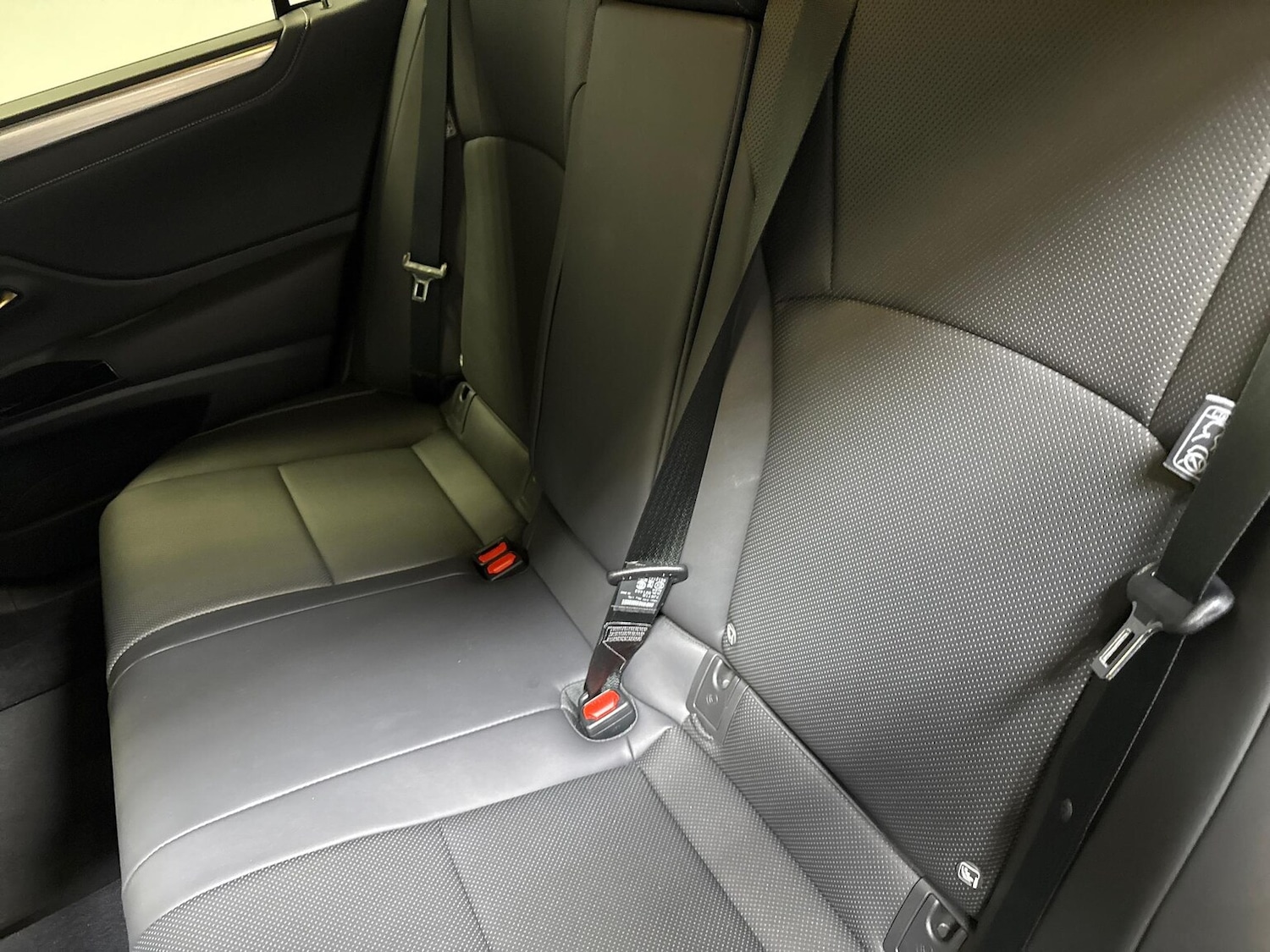 Used Lexus ES 2022 for sale - 76945891: Photo 16