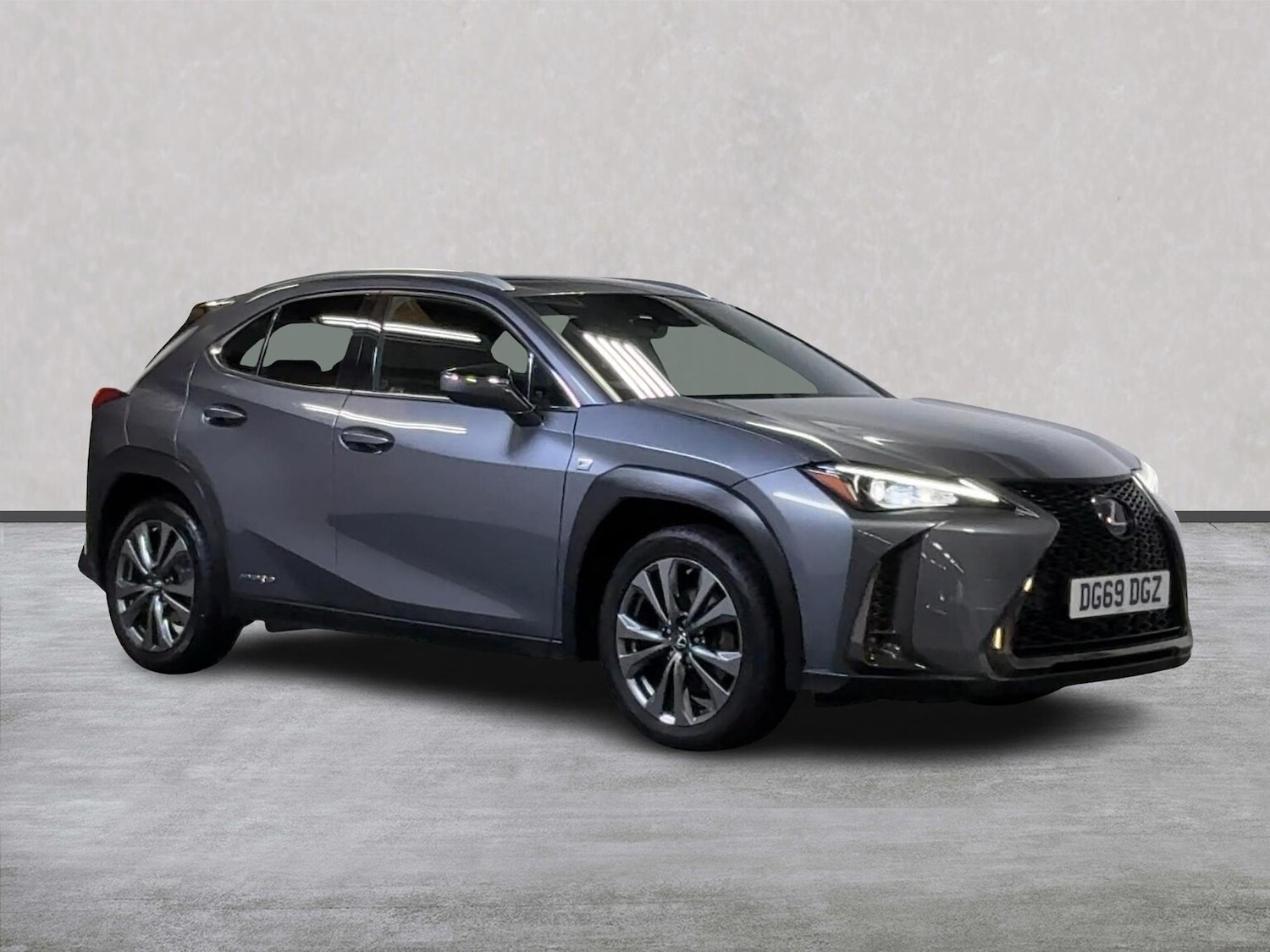 Used Lexus UX 2019 for sale - 76588620: Photo 1