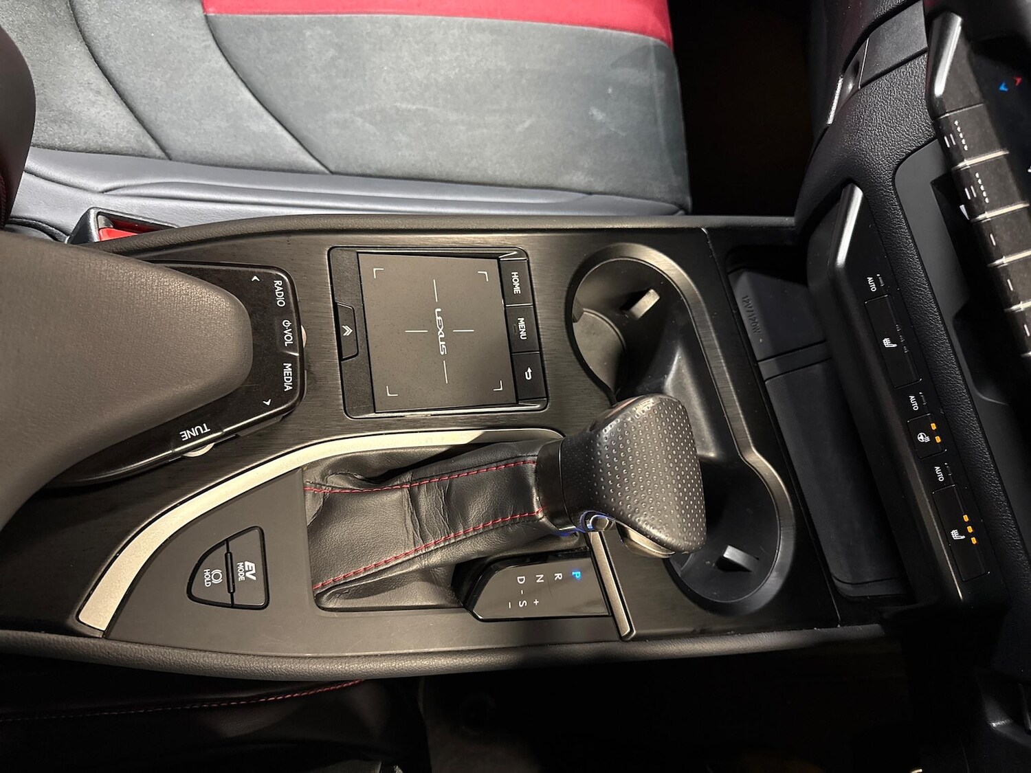 Used Lexus UX 2019 for sale - 76588620: Photo 13