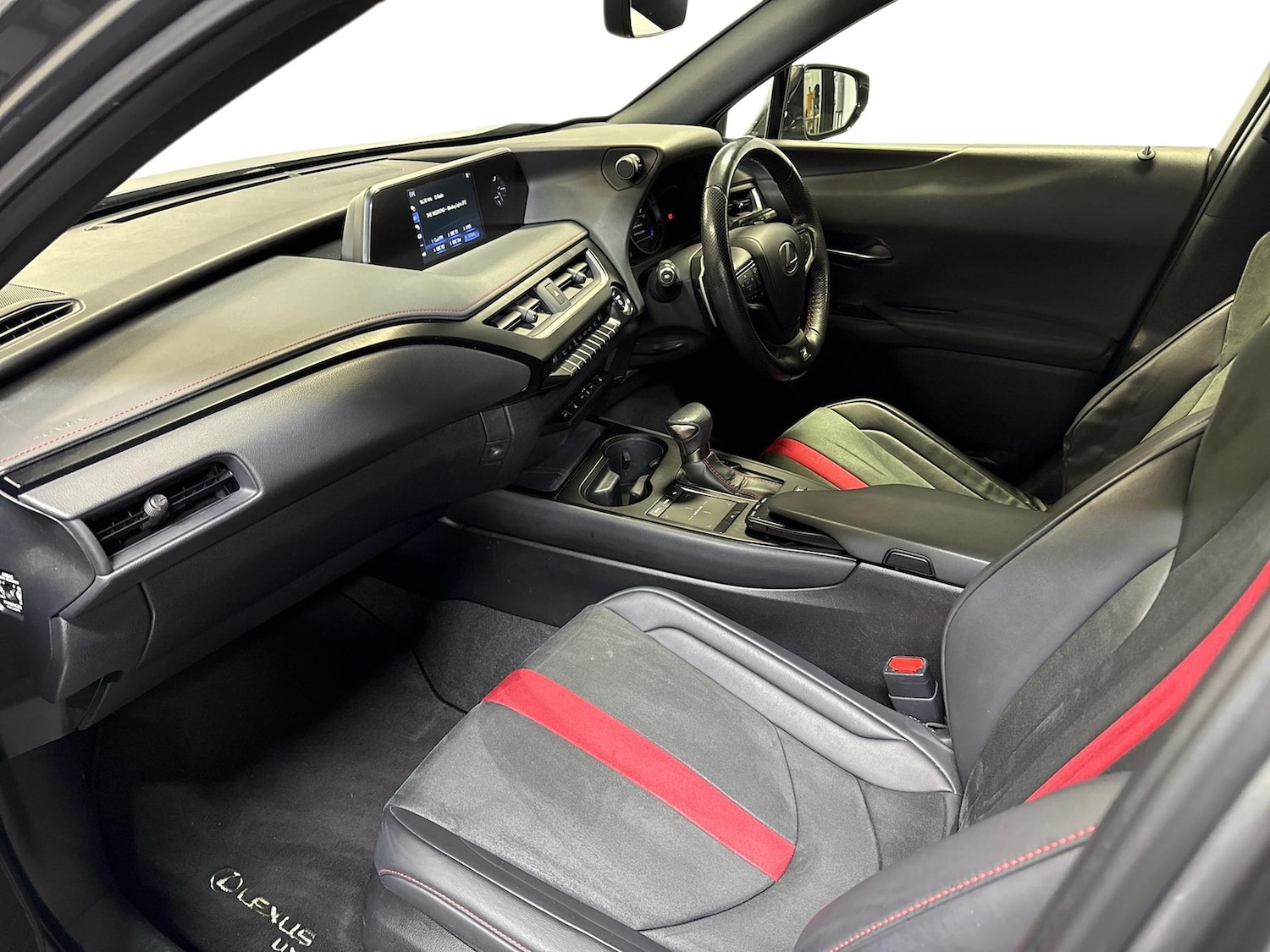 Used Lexus UX 2019 for sale - 76588620: Photo 7