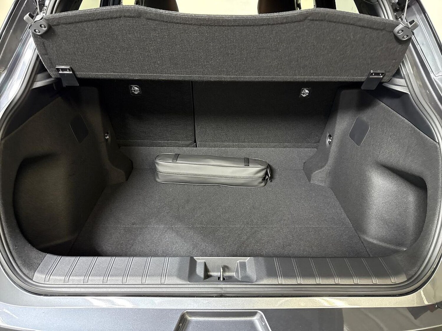 Used Lexus LBX 2025 for sale - 77487532: Photo 17