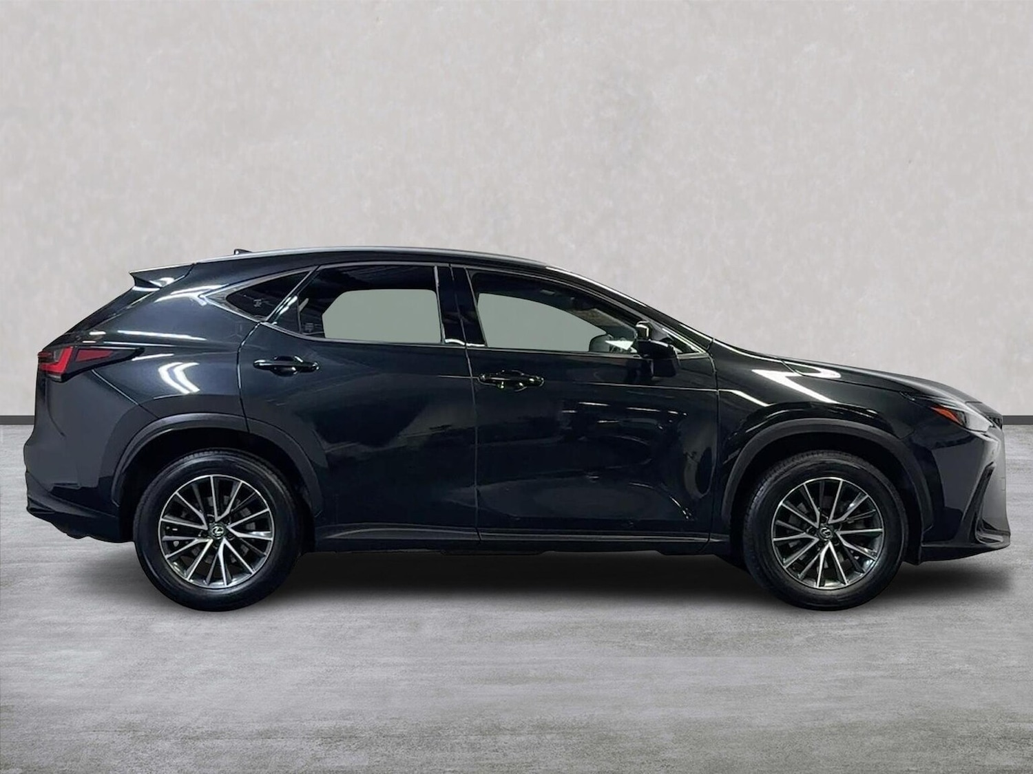 Used Lexus NX 2023 for sale - 76583234: Photo 3
