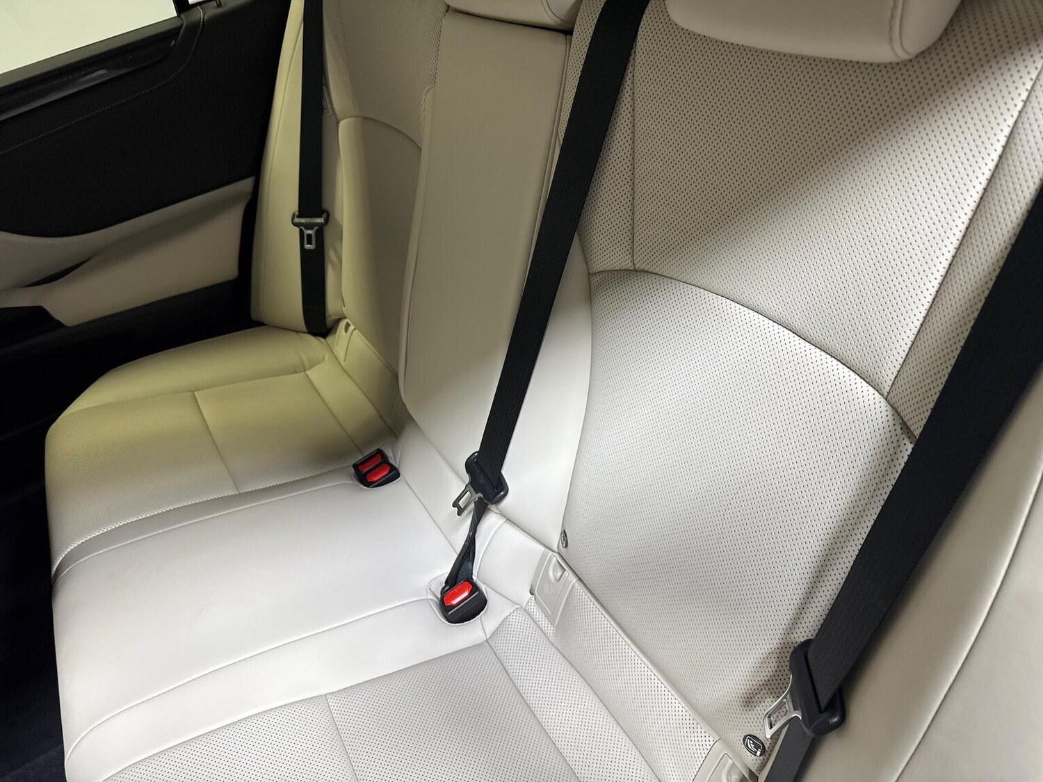 Used Lexus ES 2024 for sale - 76693361: Photo 16